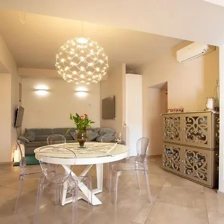 Apartamento Elegante In Di Charme