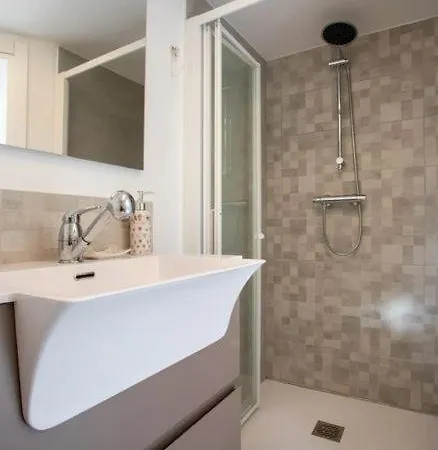 Appartement Elegante In Di Charme Alassio